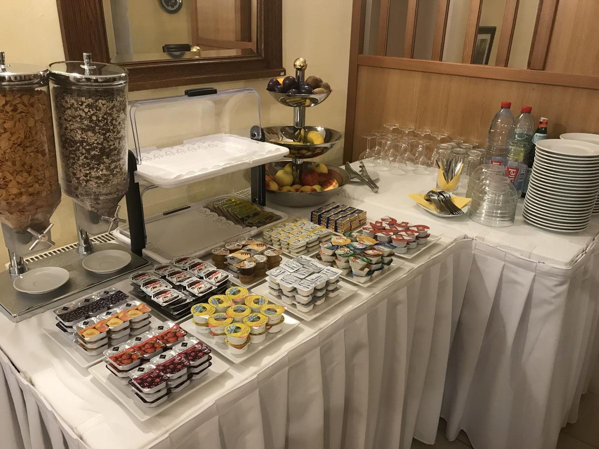 Hotel Select Мёнхен-Гладбах Экстерьер фото